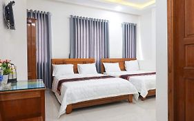 Le Quan Hotel